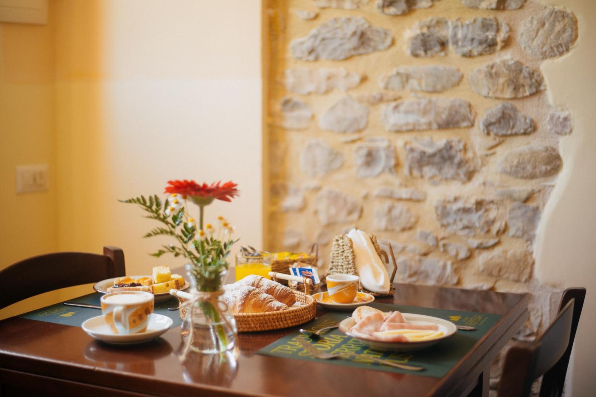 Casale Serena 파브로 외부 사진