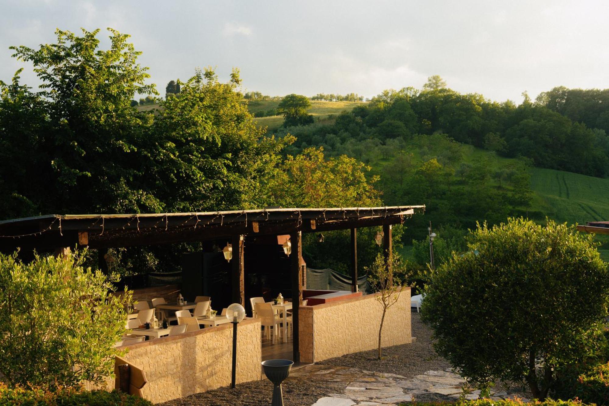 Casale Serena 파브로 외부 사진